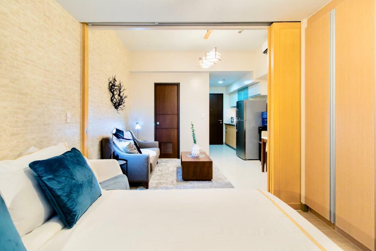One Uptown Residence Bgc Pateros Exterior photo