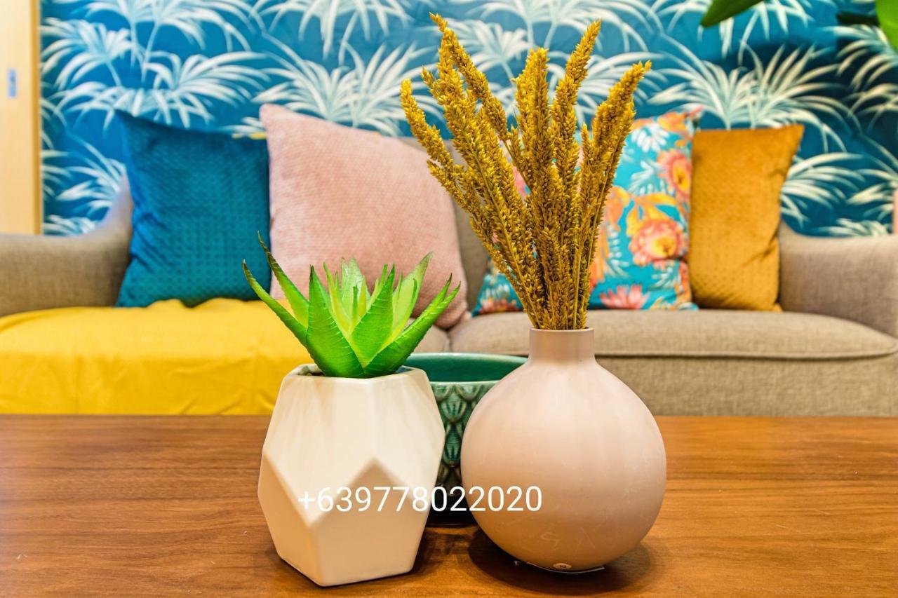 One Uptown Residence Bgc Pateros Exterior photo
